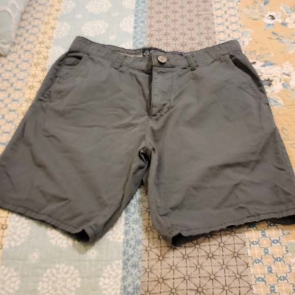 American Rag Other - American Rag Mens slate gray shorts Size 32